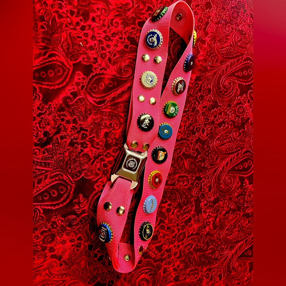 Vintage beer tab American states theme beer pink belt